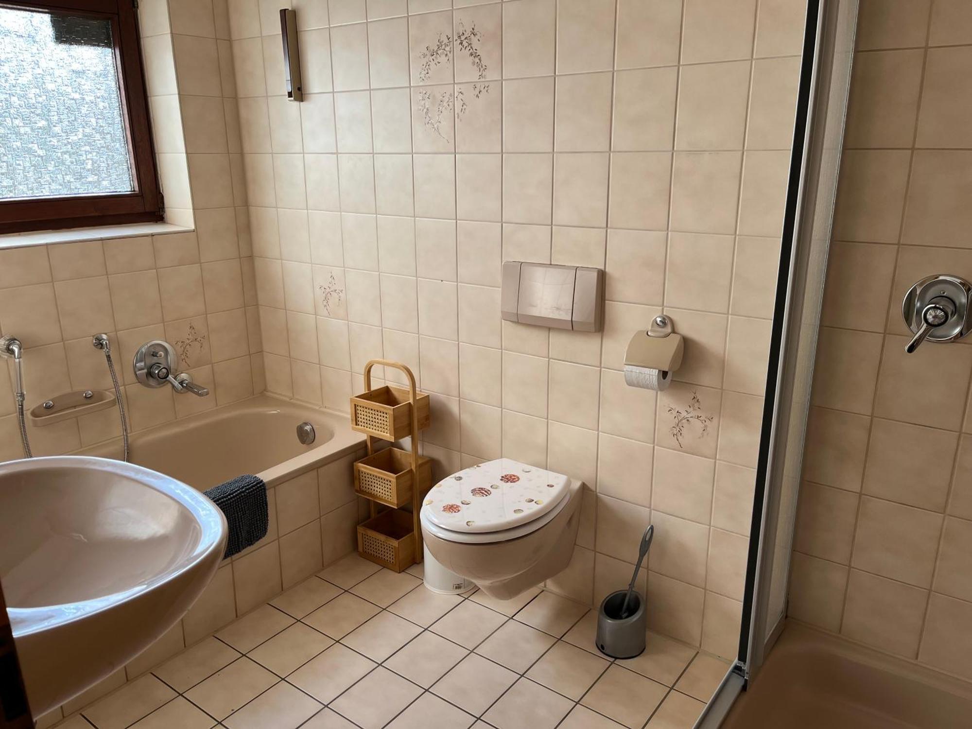 Ruhige In Feldrandlage Appartement